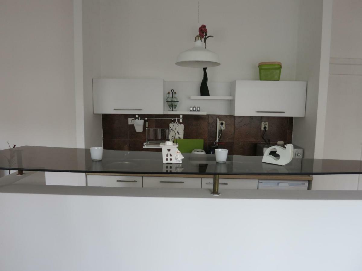 The Riverside Apartment - Downtown Saraievo Exterior foto
